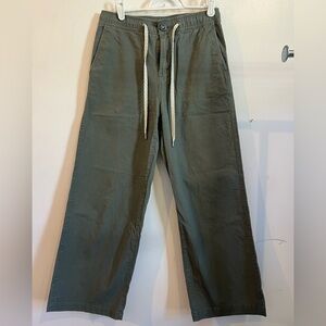 Vuori straight leg crop Women's Ripstop Pants - green XS